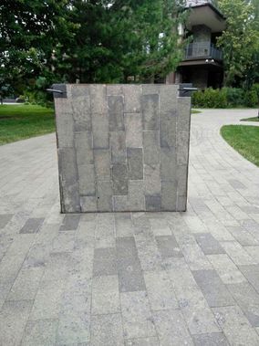 Люк под брусчатку Брус Ли Стальной Люк под брусчатку Брус Ли Стальной